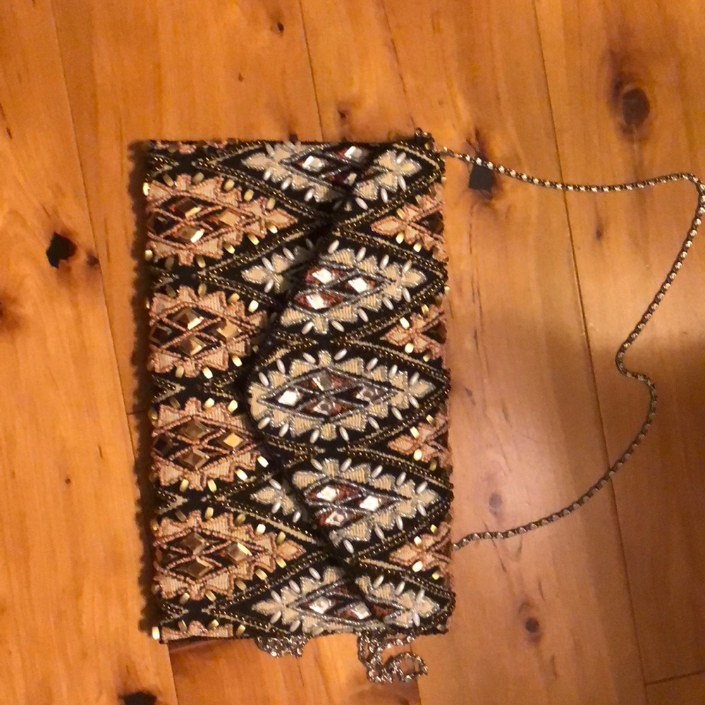 Clutch - Picture 3 of 3
